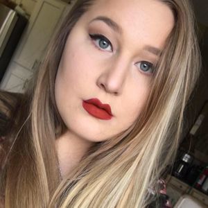 Meet your Posher, Gabi